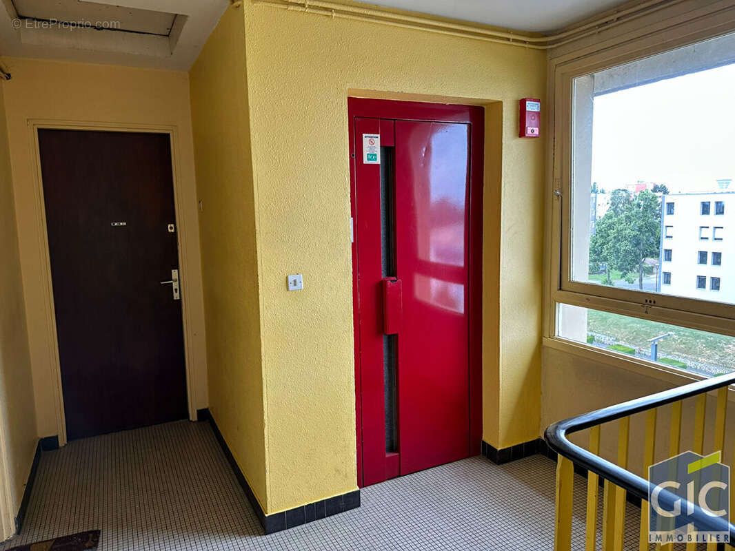 Appartement à HEROUVILLE-SAINT-CLAIR