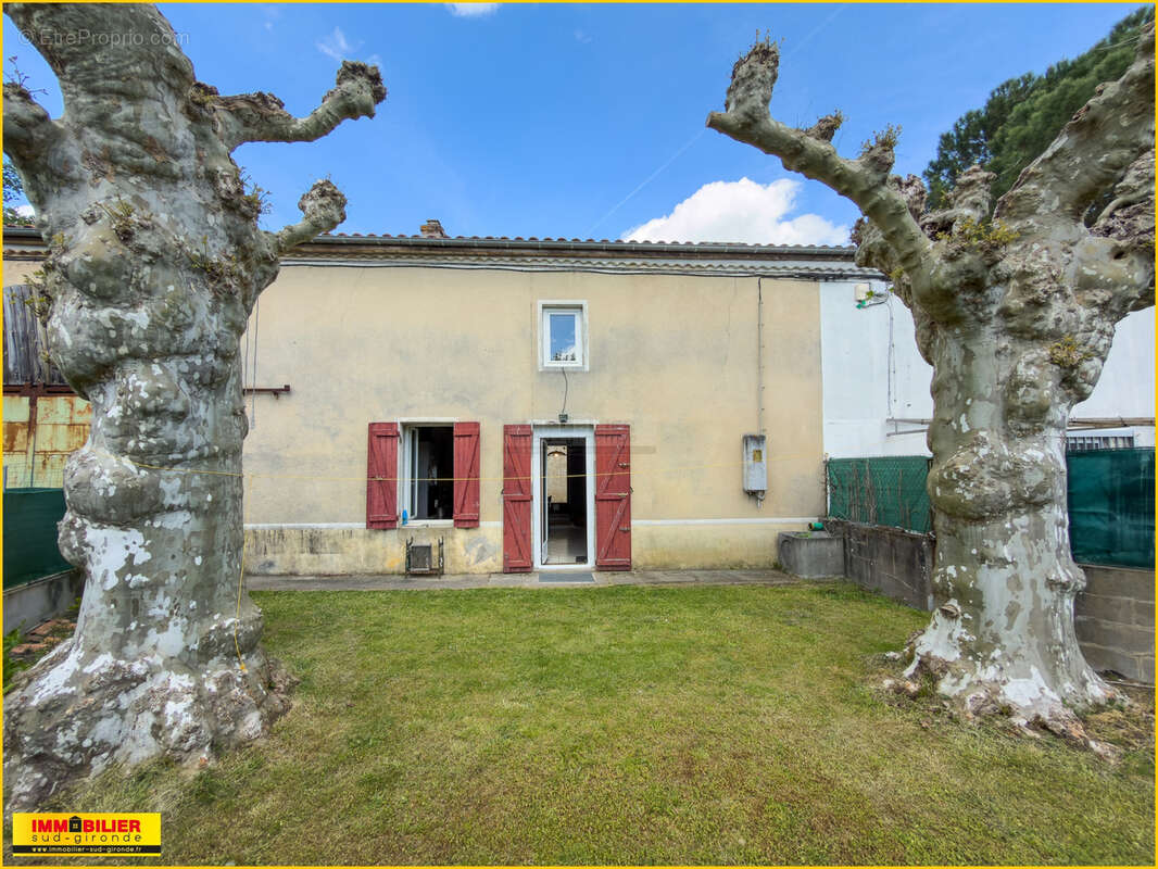 Maison à ILLATS
