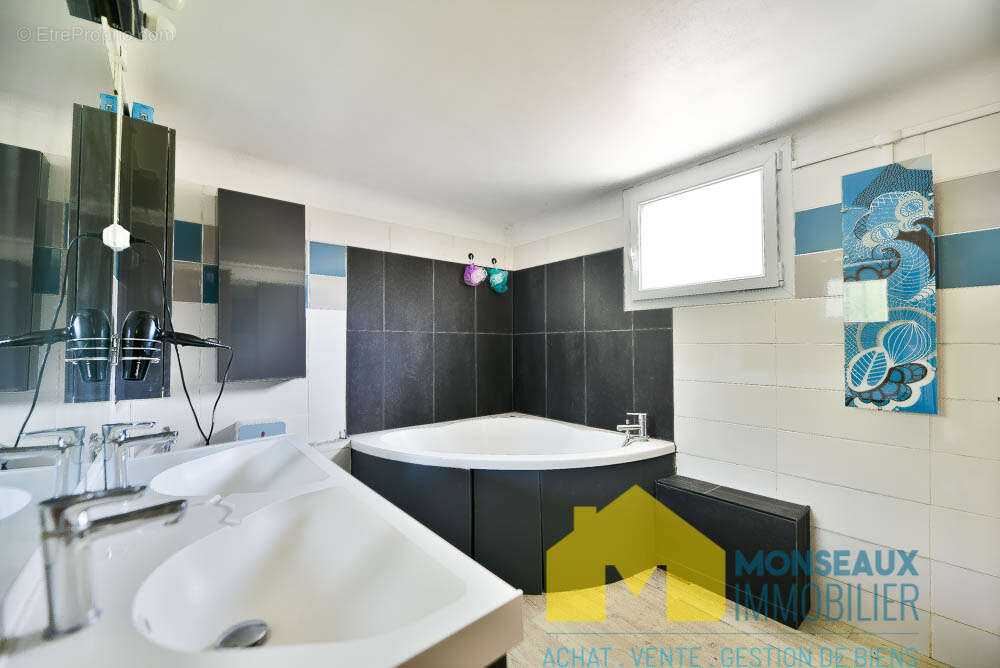 Maison à EPINAY-SUR-ORGE