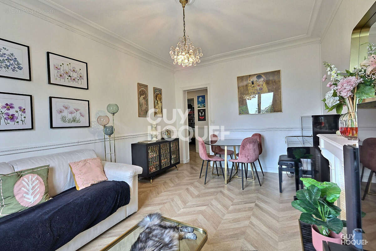 Appartement à MAISONS-ALFORT