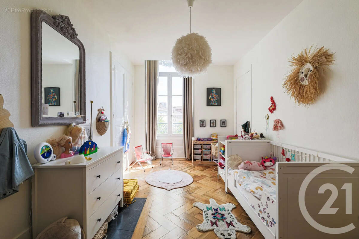 Appartement 130 m² à Grenoble  - photo 17