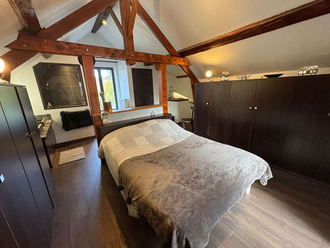 Maison à SAINT-LEGER-EN-YVELINES