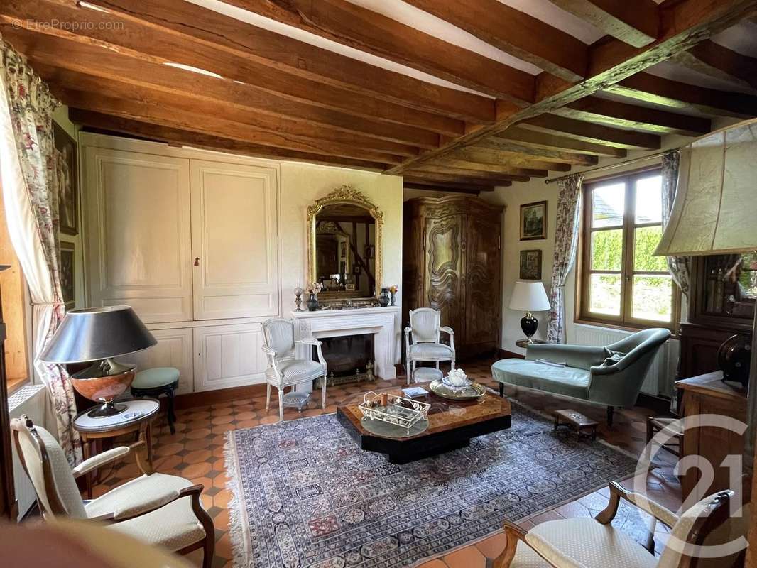 Maison à BOISSEY-LE-CHATEL