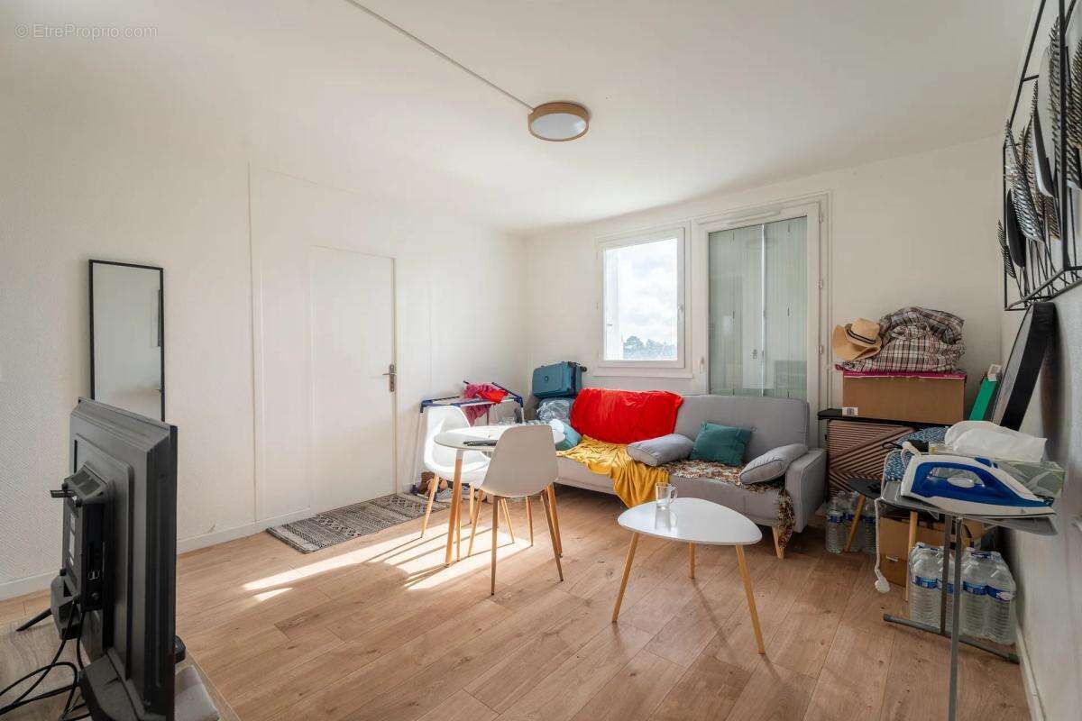 Appartement à VILLENAVE-D'ORNON