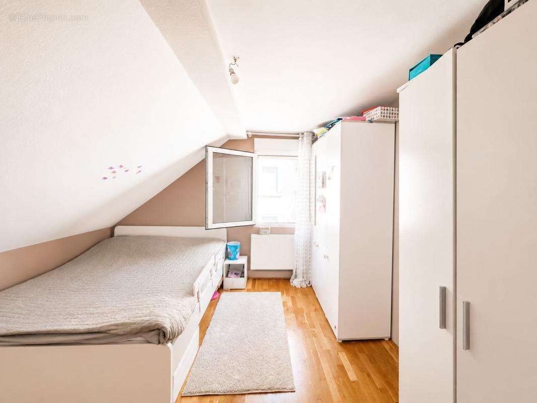Exclusivité orpi - immeuble 185 m² + studio + 2 garages - fort potentiel - photo 9