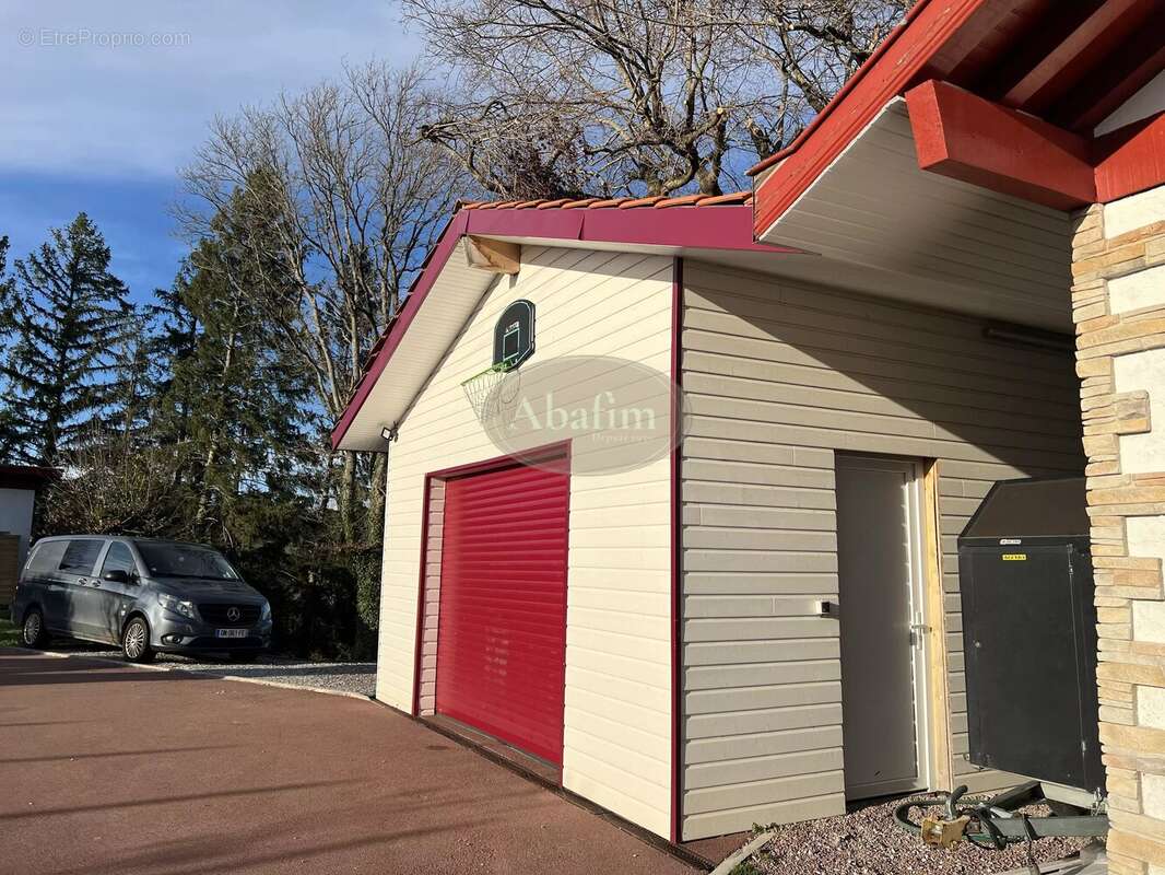 Maison à SAINT-PALAIS