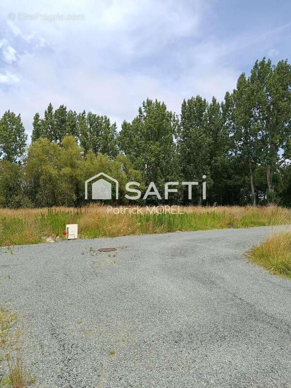 Terrain 595 m² à Saint-Jean-De-Monts  - photo 3