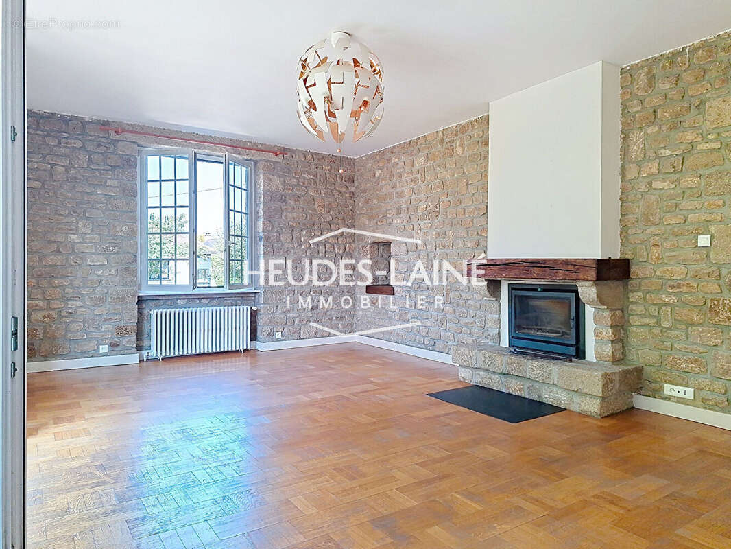 Maison 198 m2  - 6 pièces  - 50300 Avranches - photo 6