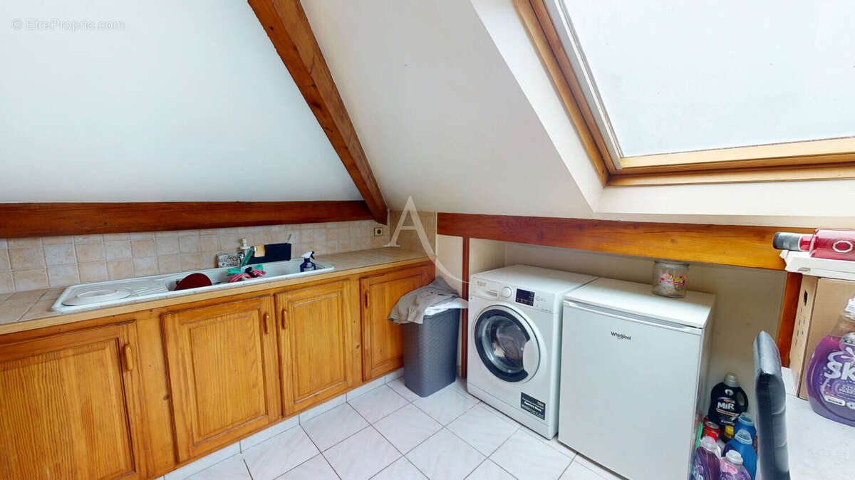 Appartement à PARAY-VIEILLE-POSTE