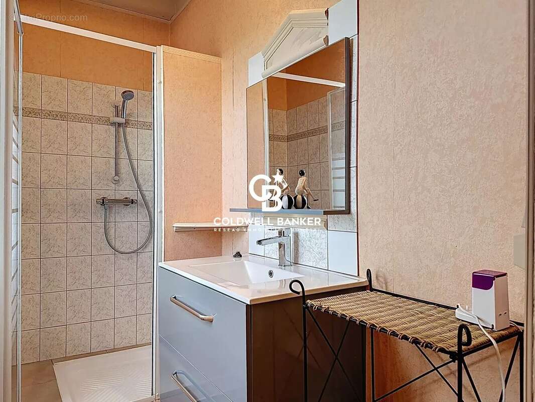 Maison à TONNAY-CHARENTE