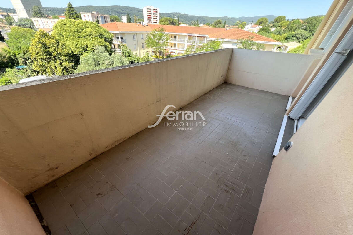 Appartement 62 m² à Draguignan  - photo 4