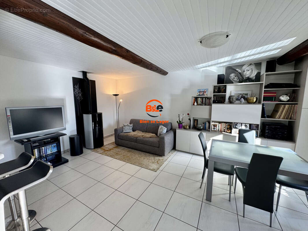 MAISON ET SUDIO INDEPENDANT BORD ALLIER BSLE IMMO - Maison à PONT-DU-CHATEAU