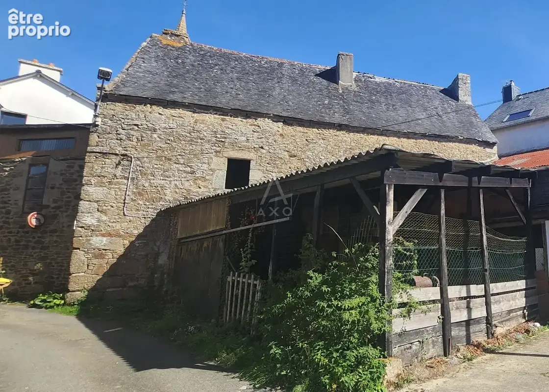 Maison à SAINT-CARREUC