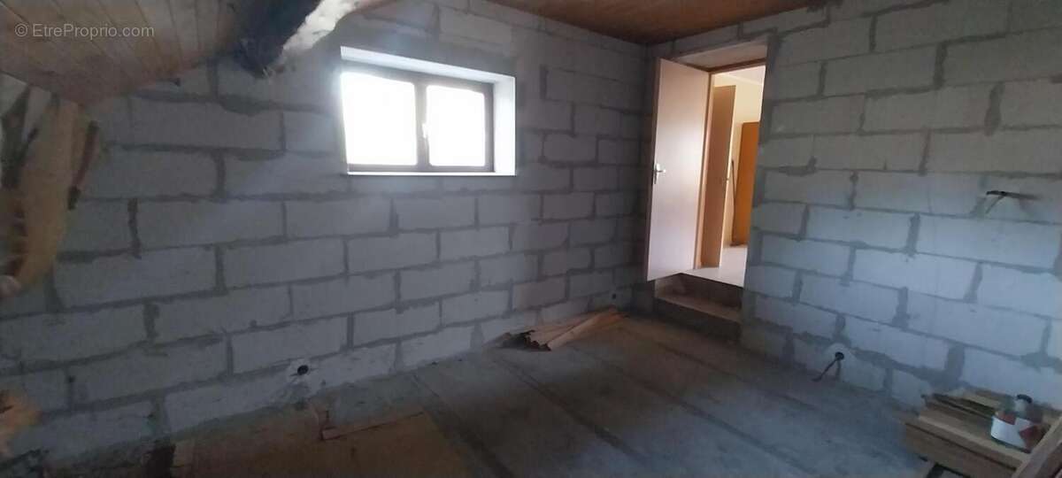 Maison à HAUTEVELLE