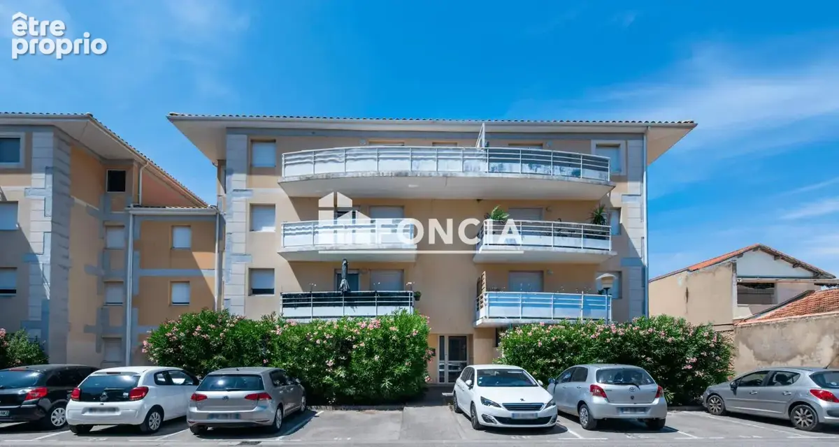 Miramas quartier des Chirons , appartement de type 3 Bis , terrasse et parking - photo 13