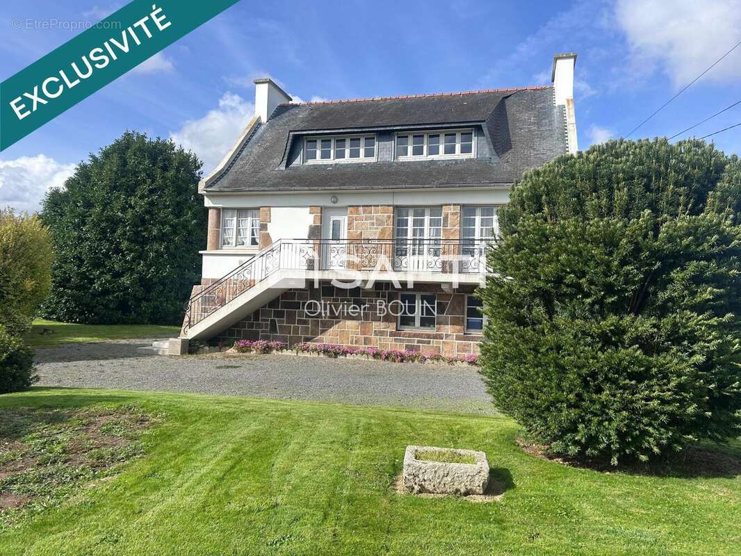 Photo 1 - Maison à LANDIVISIAU