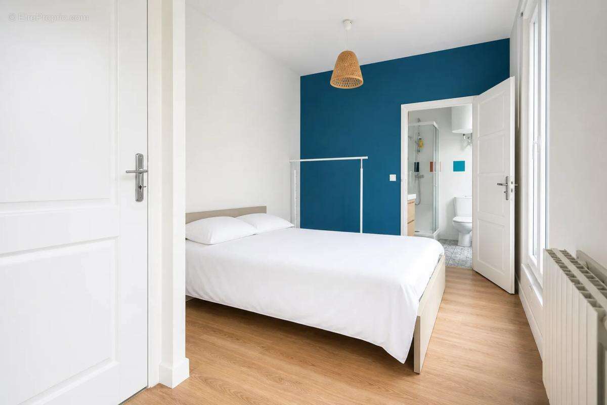Maison rénovée 120 m² avec dépendance, Saint-Denis - photo 3