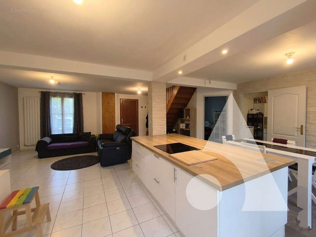 Maison à ACY-EN-MULTIEN