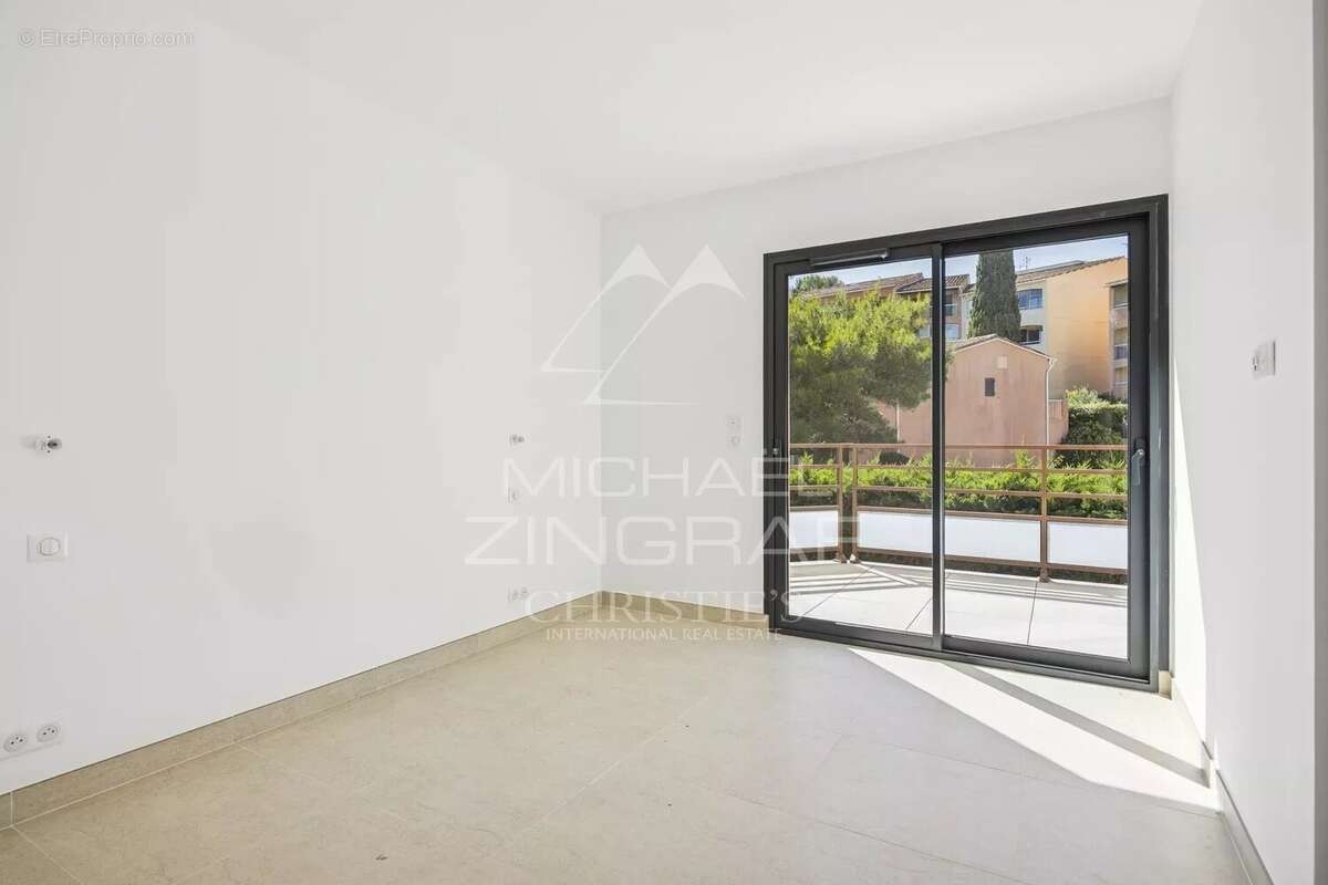 Appartement à SAINT-RAPHAEL