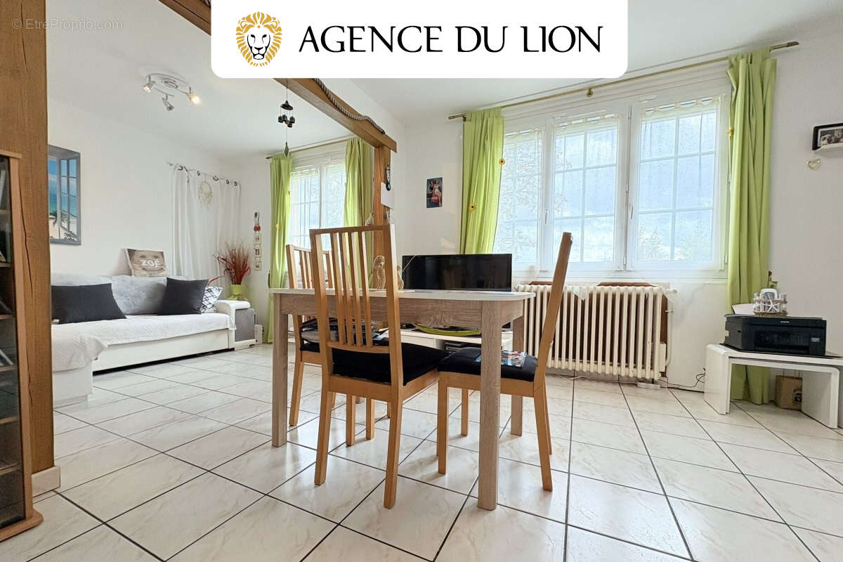 Maison à MESNIL-SUR-L'ESTREE