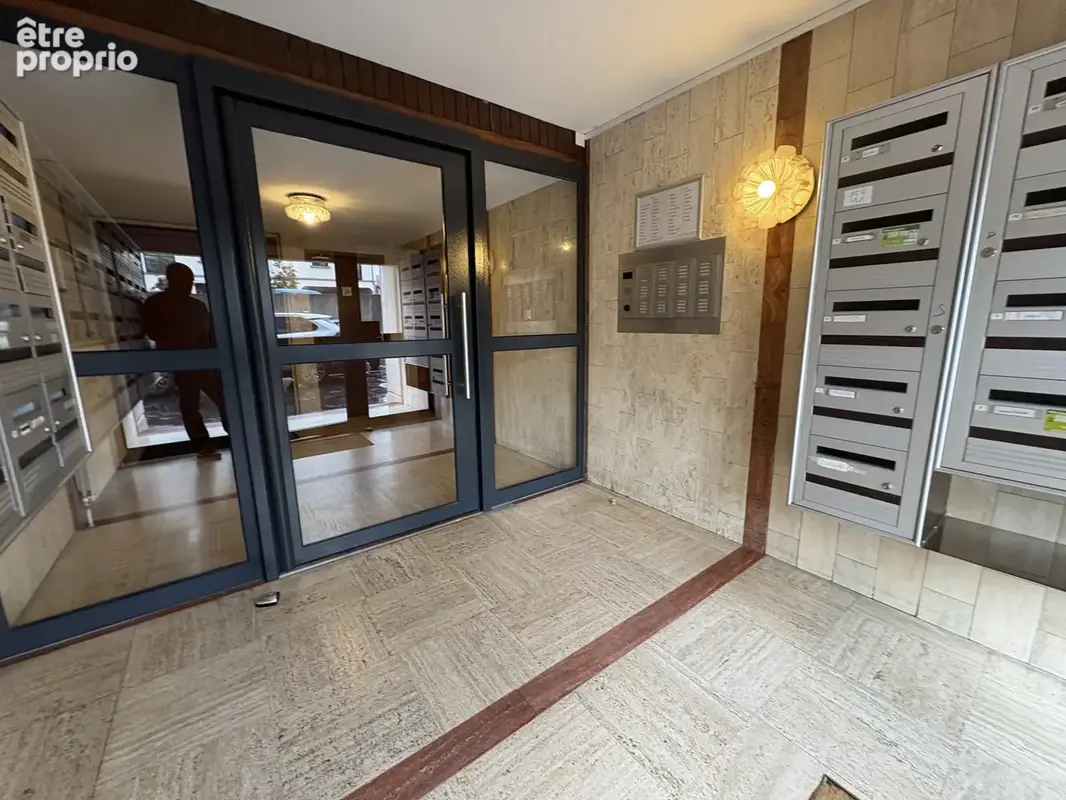 Appartement 90 m2 terrasse garage 3 chambres rue de la Fonderie - photo 16