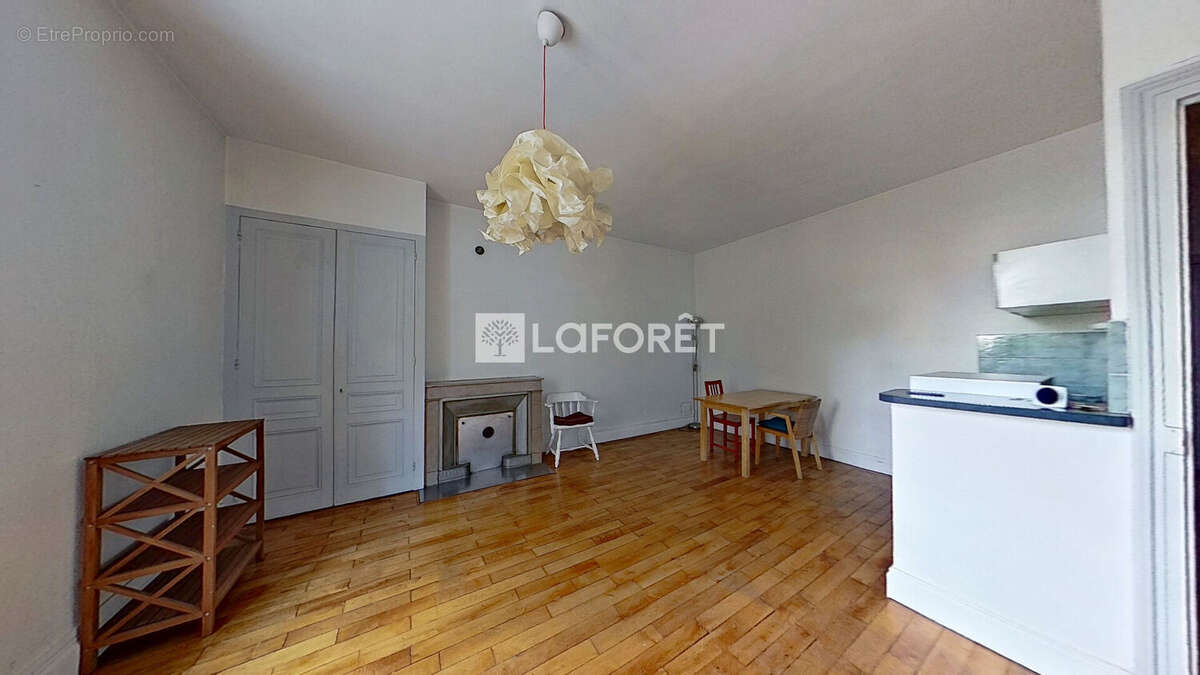 Appartement à LYON-8E