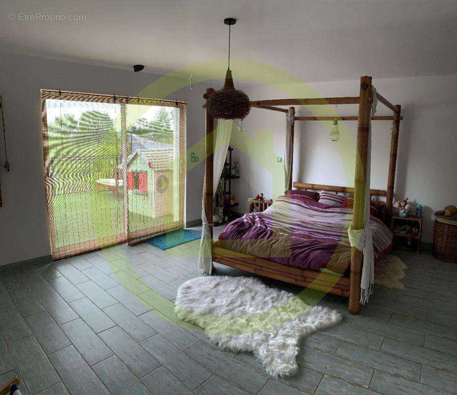 Maison à NANTEUIL-SUR-MARNE