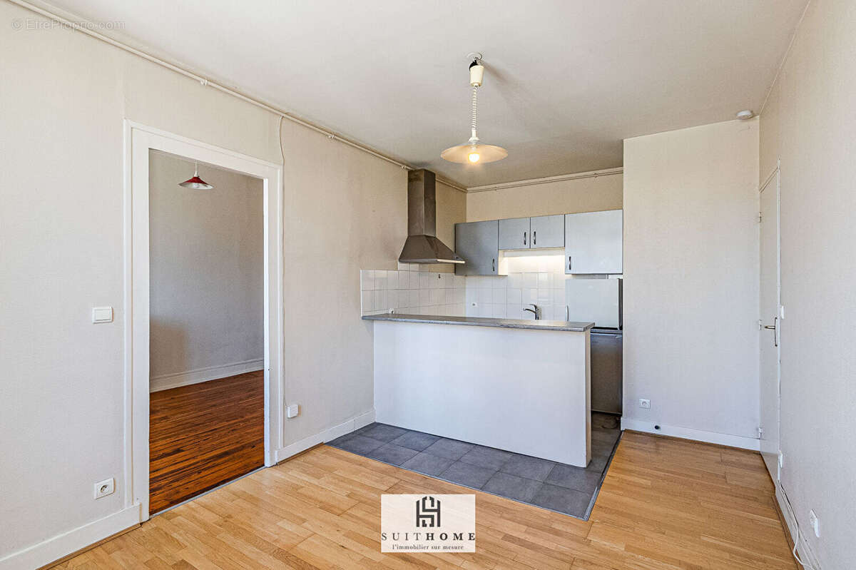 Appartement à LYON-9E