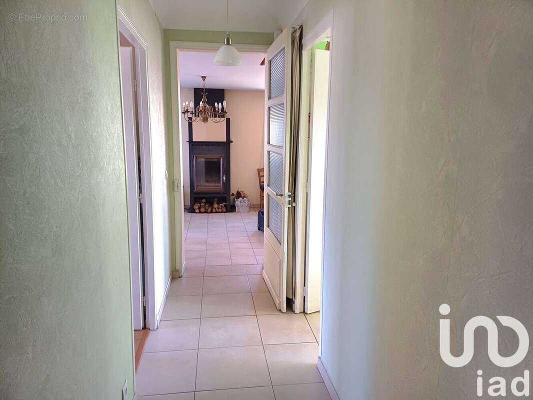 Photo 9 - Maison à COURLON-SUR-YONNE