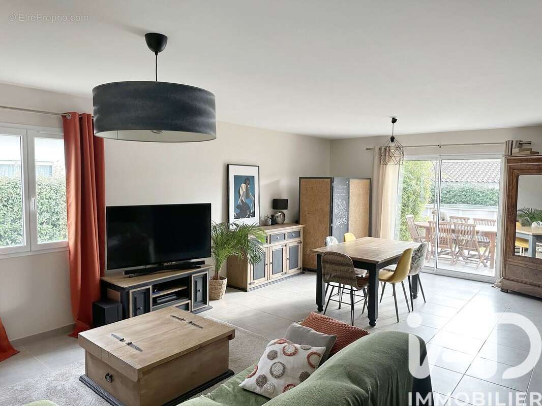 Maison 112 m² à Piolenc  - photo 3
