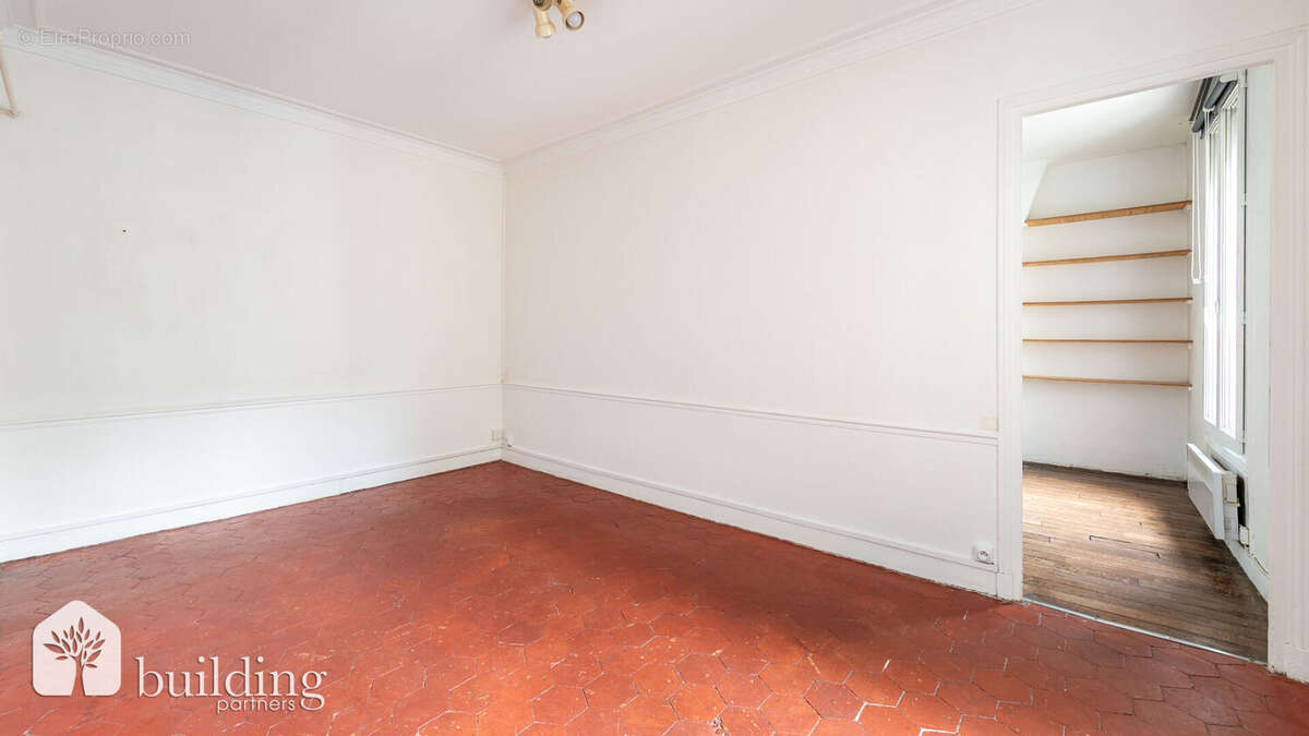 Paris 11e Goncourt - Appartement 2 pièces de 36 m² - photo 5