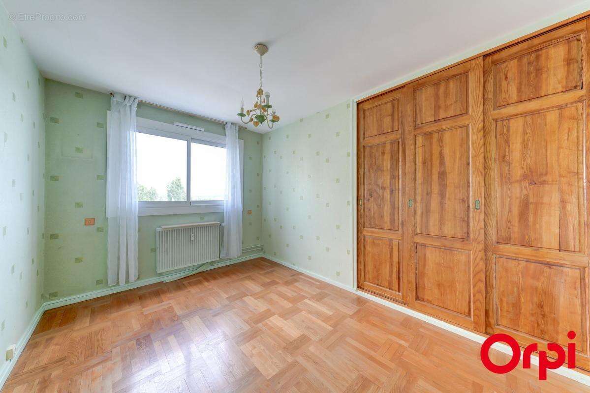 T3 de 96,63 m² - Vue dégagée - photo 12