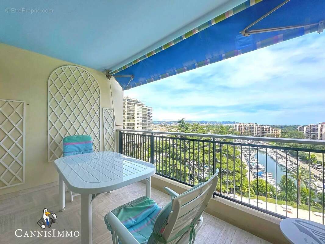 Appartement à MANDELIEU-LA-NAPOULE