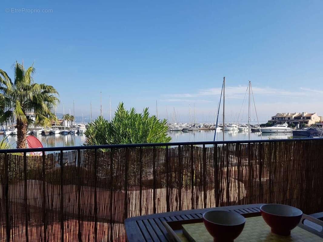 Appartement à COGOLIN