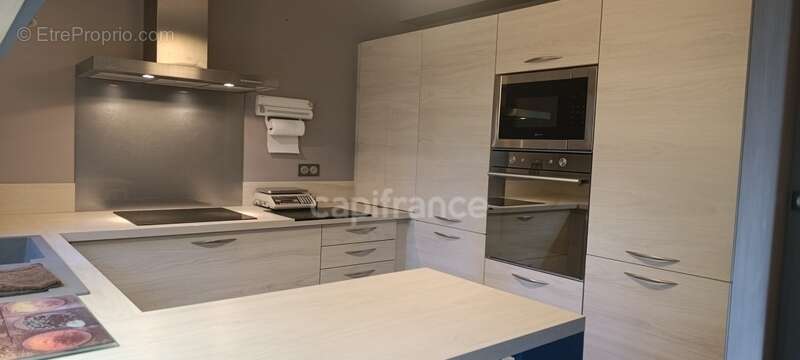 Maison à PRECY-SUR-VRIN