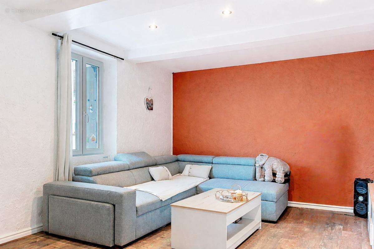 Maison à SARRIANS