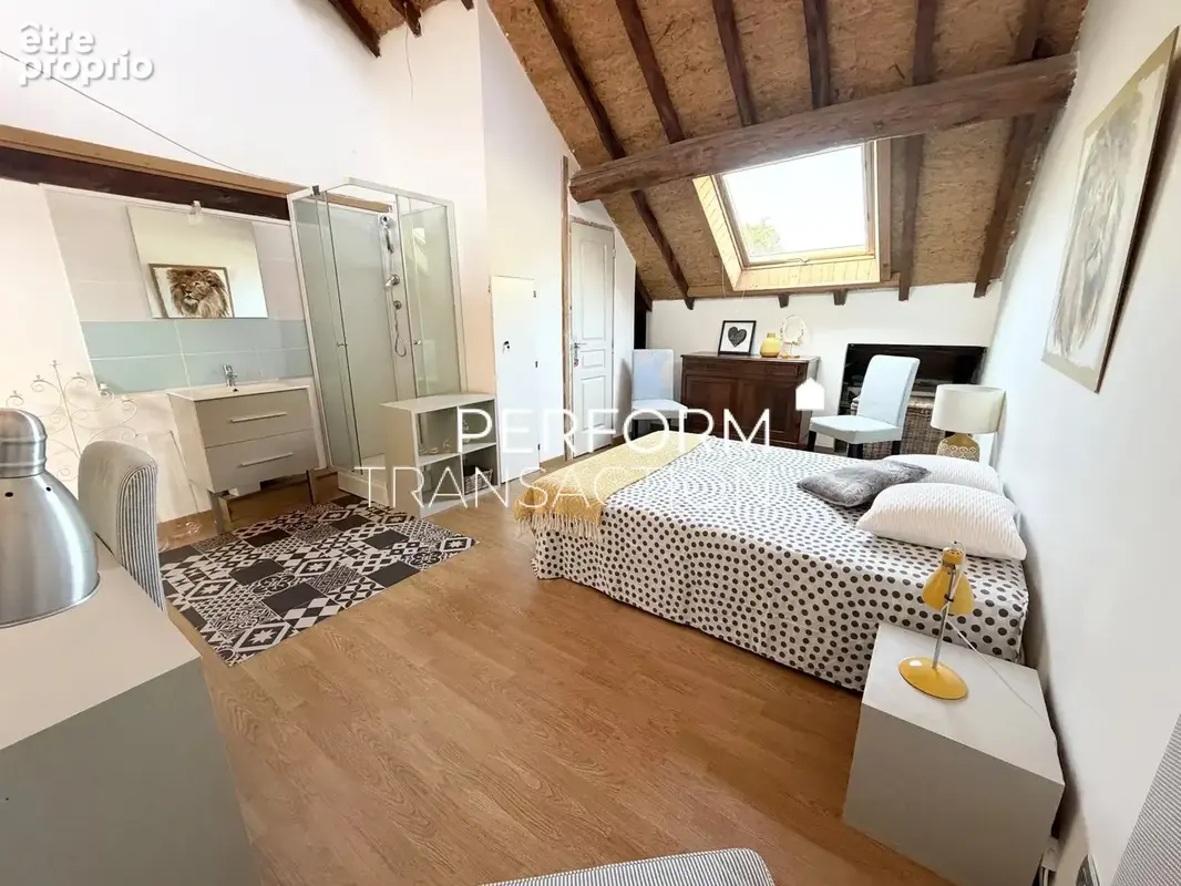SAINT MARTIN D'URIAGE-Maison de caractère de 274m² - photo 9