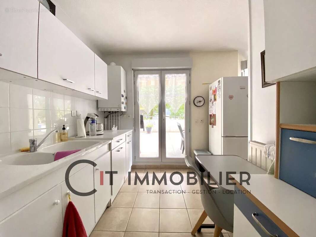 Appartement à LA TOUR-DU-PIN