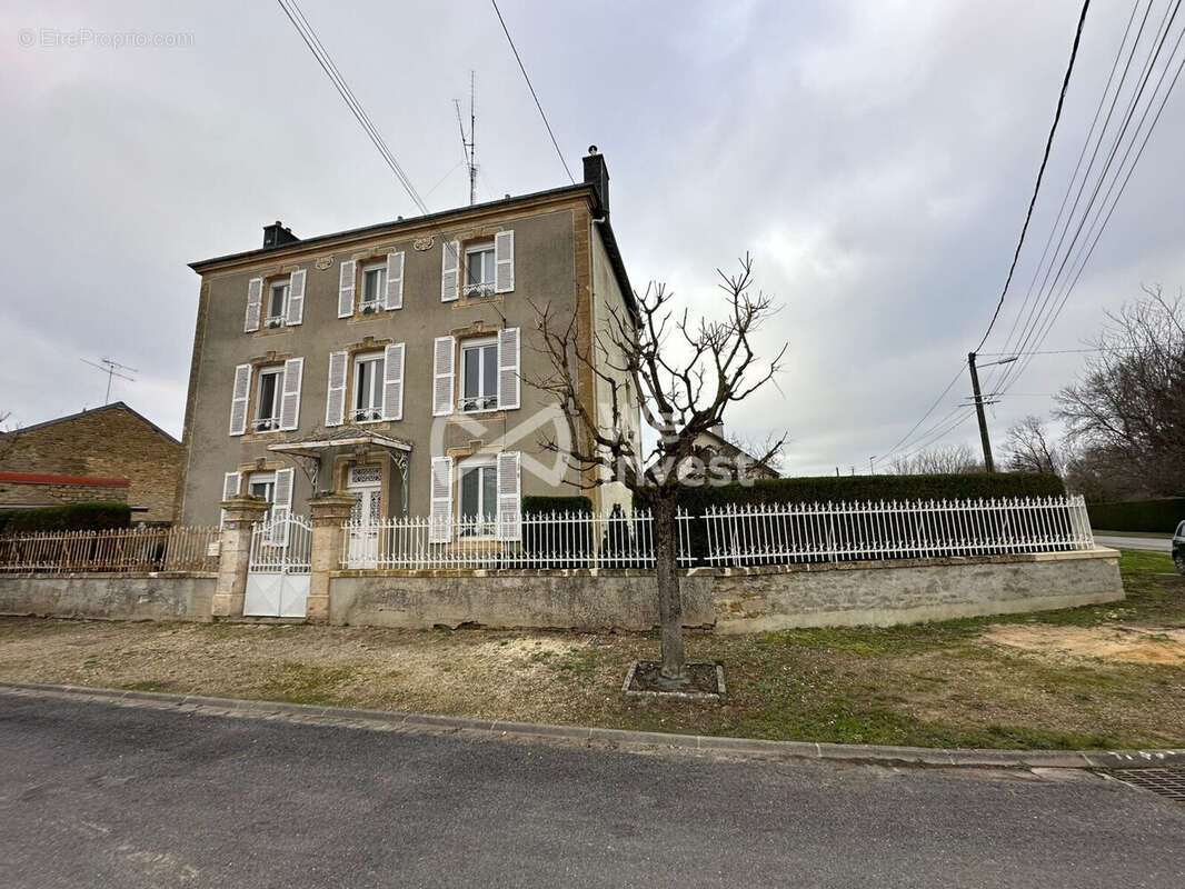 Maison à CARIGNAN