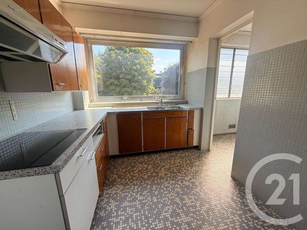 Appartement 115 m² à Fontenay-Sous-Bois  - photo 9