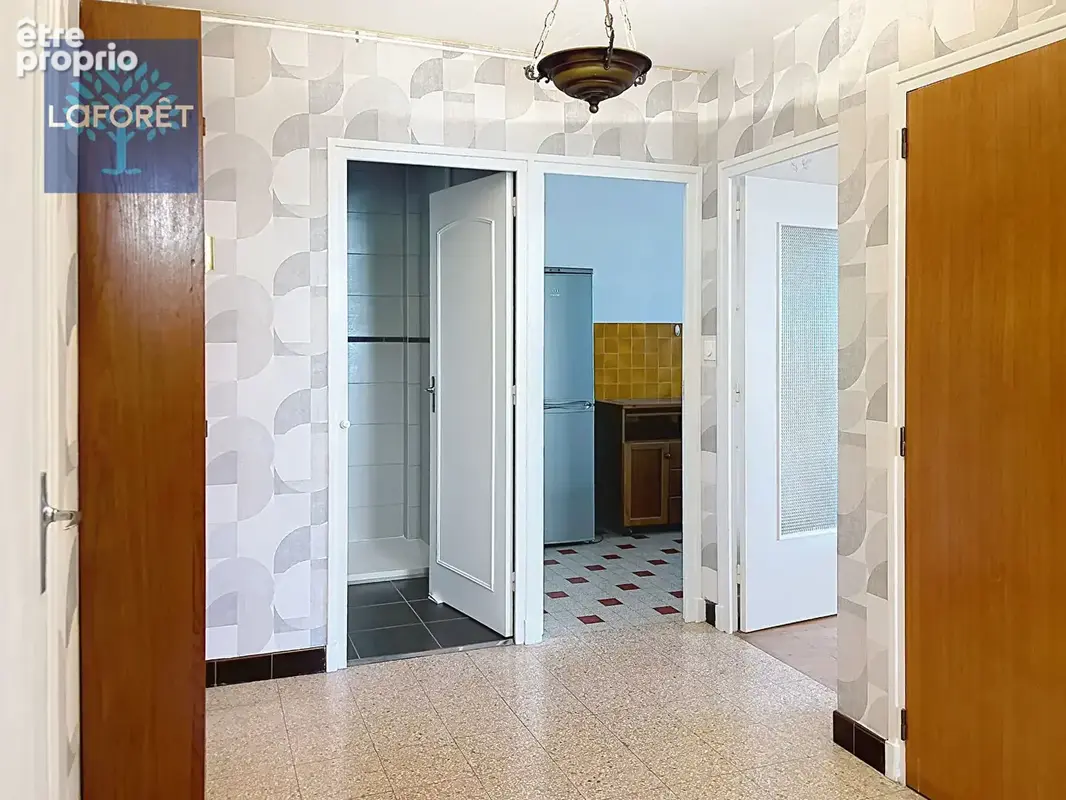 Appartement Saint Genis Laval 4 pièce(s) 65.7 m2 - photo 4