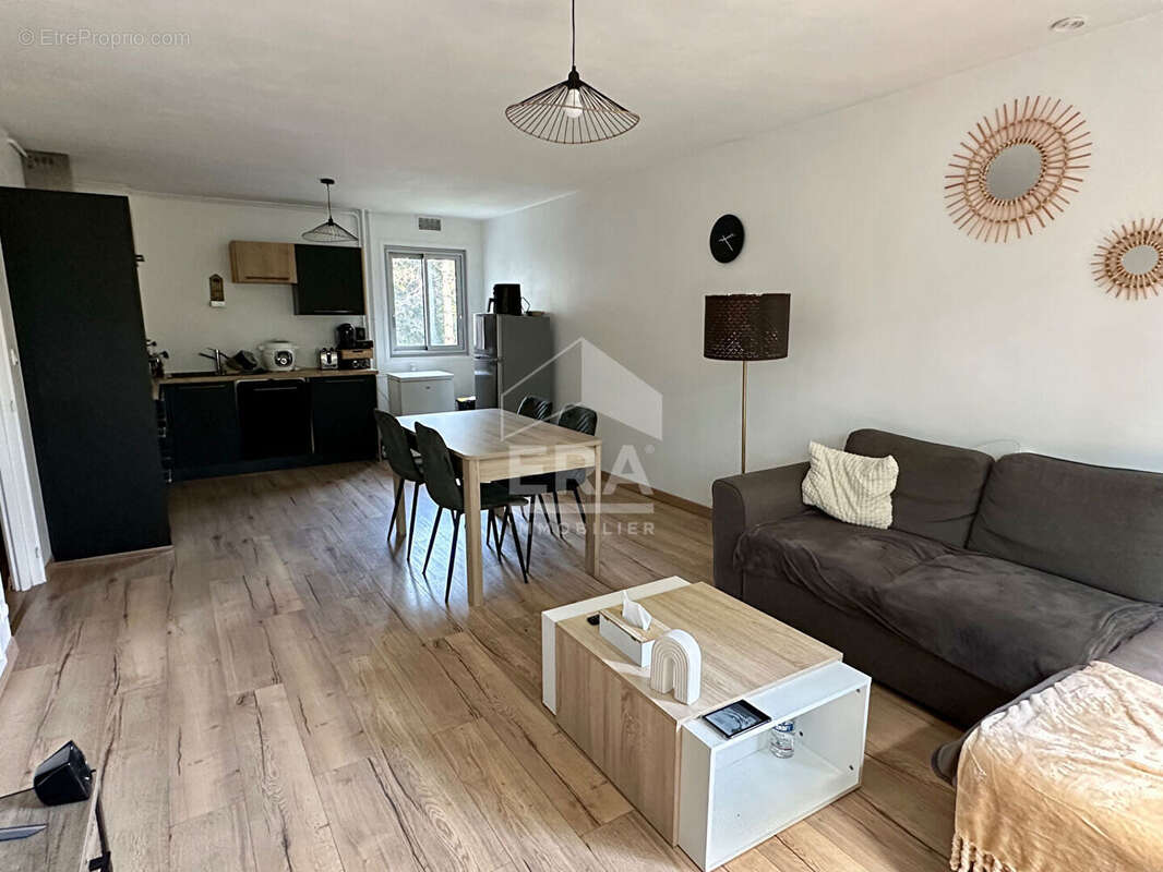 Appartement à HEROUVILLE-SAINT-CLAIR