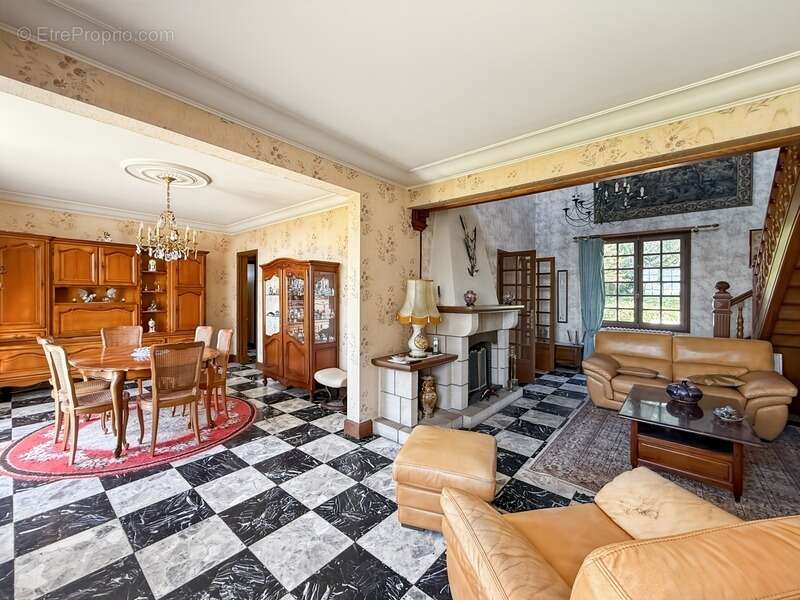 Maison à CHATELLERAULT