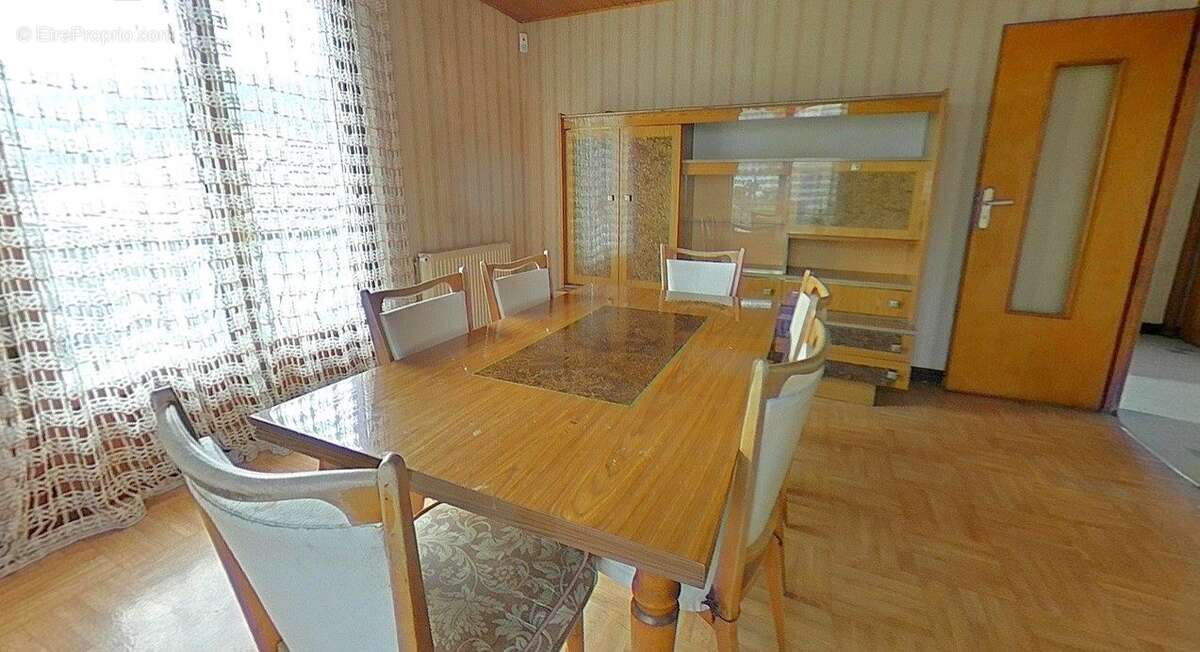 Maison à VETRAZ-MONTHOUX