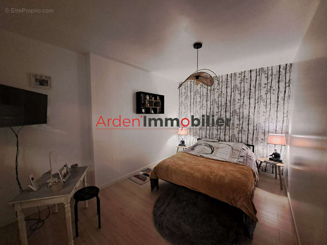 Maison à AMBLY-FLEURY