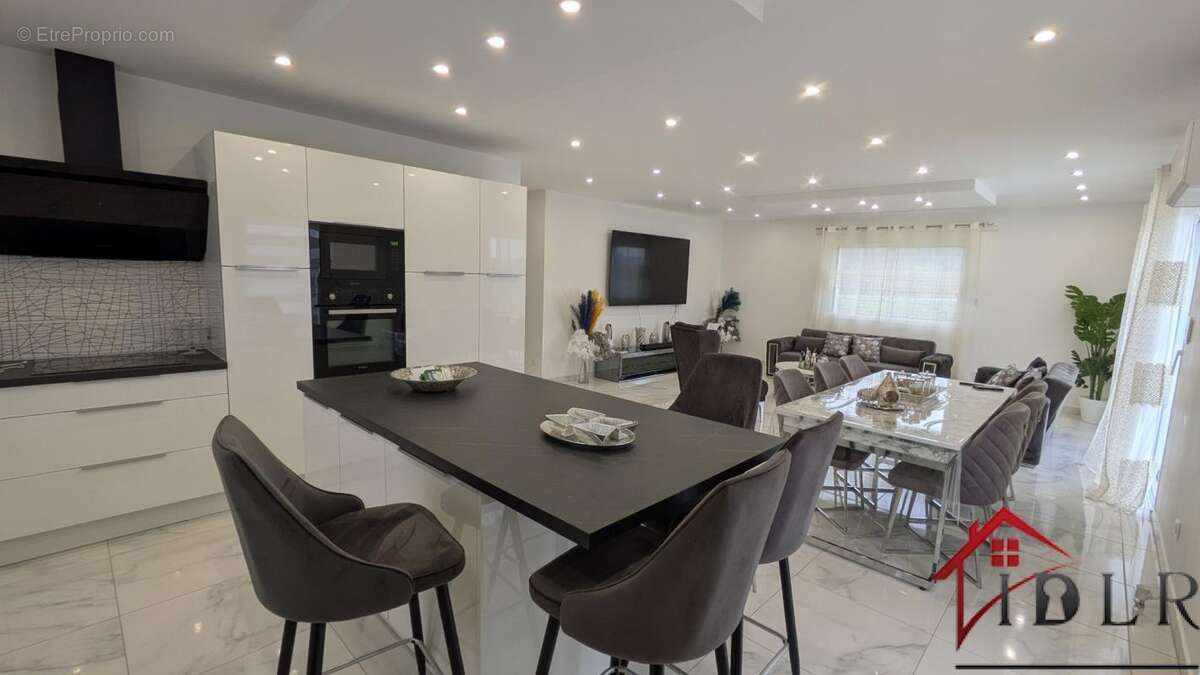 Maison individuelle, 6 Chambres, DPE A+, Piscine Pompe à Cha - photo 3