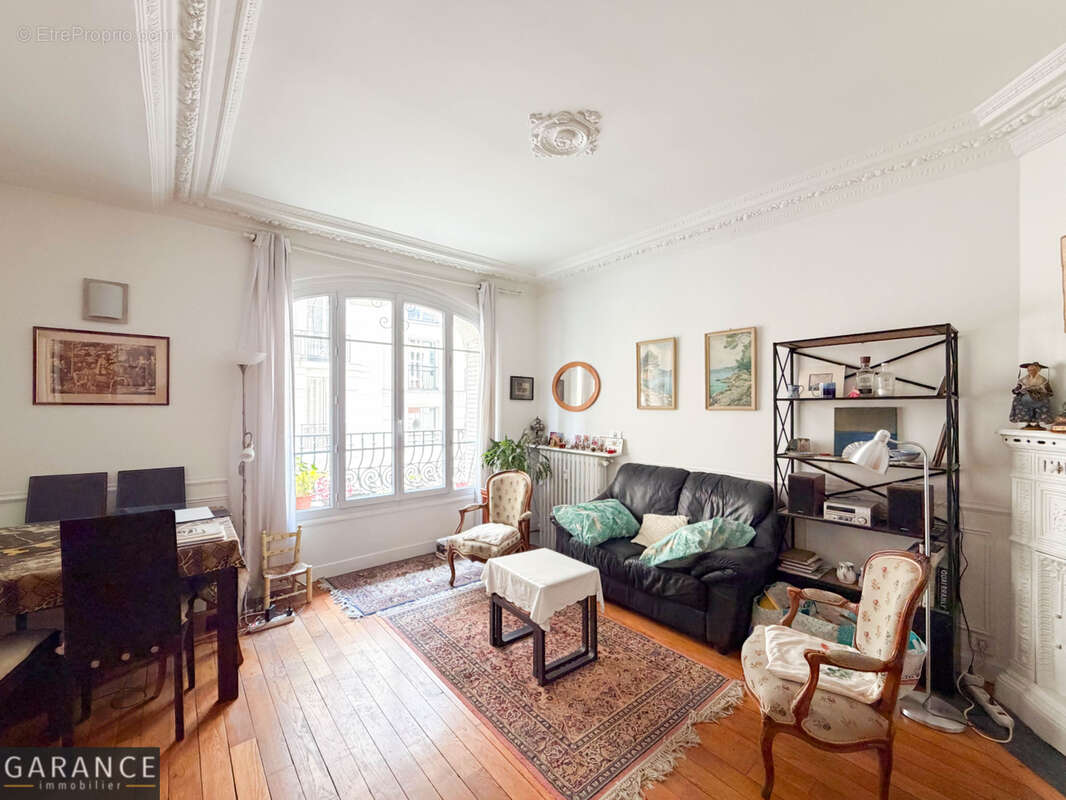Appartement à PARIS-12E