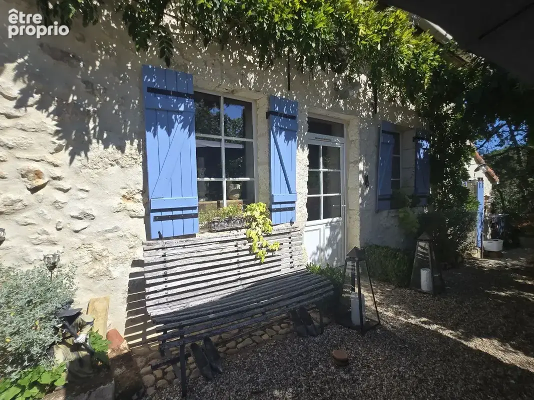 Maison en pierres en harmonie avec son jardin! - photo 3