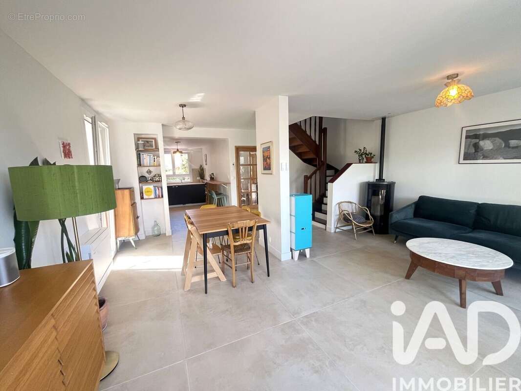 Photo 2 - Maison à SEYNOD