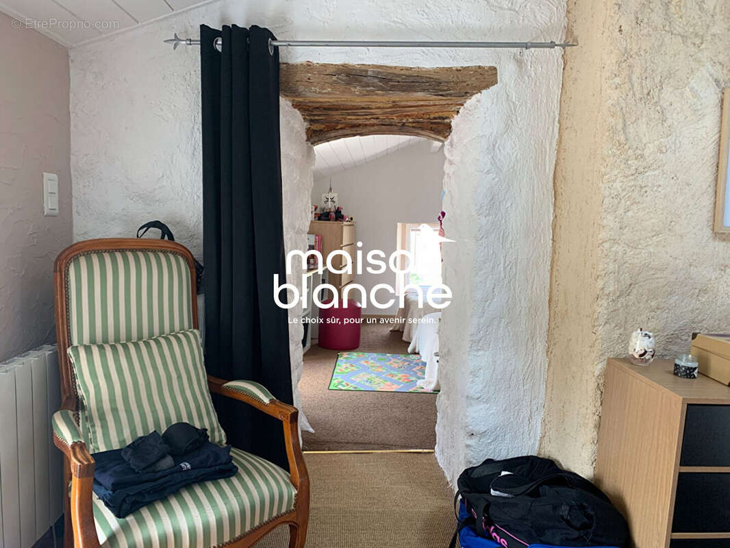 Maison à SAINT-PIERRE-D&#039;AMILLY